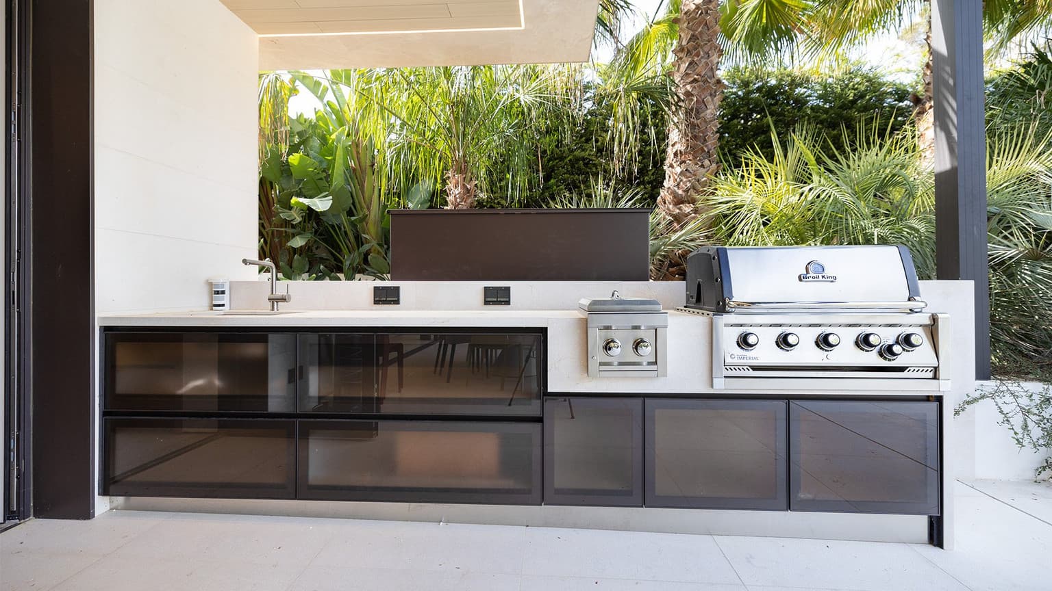 Luxurious villa next to green zones in Santa Ponsa - Gallery image 9