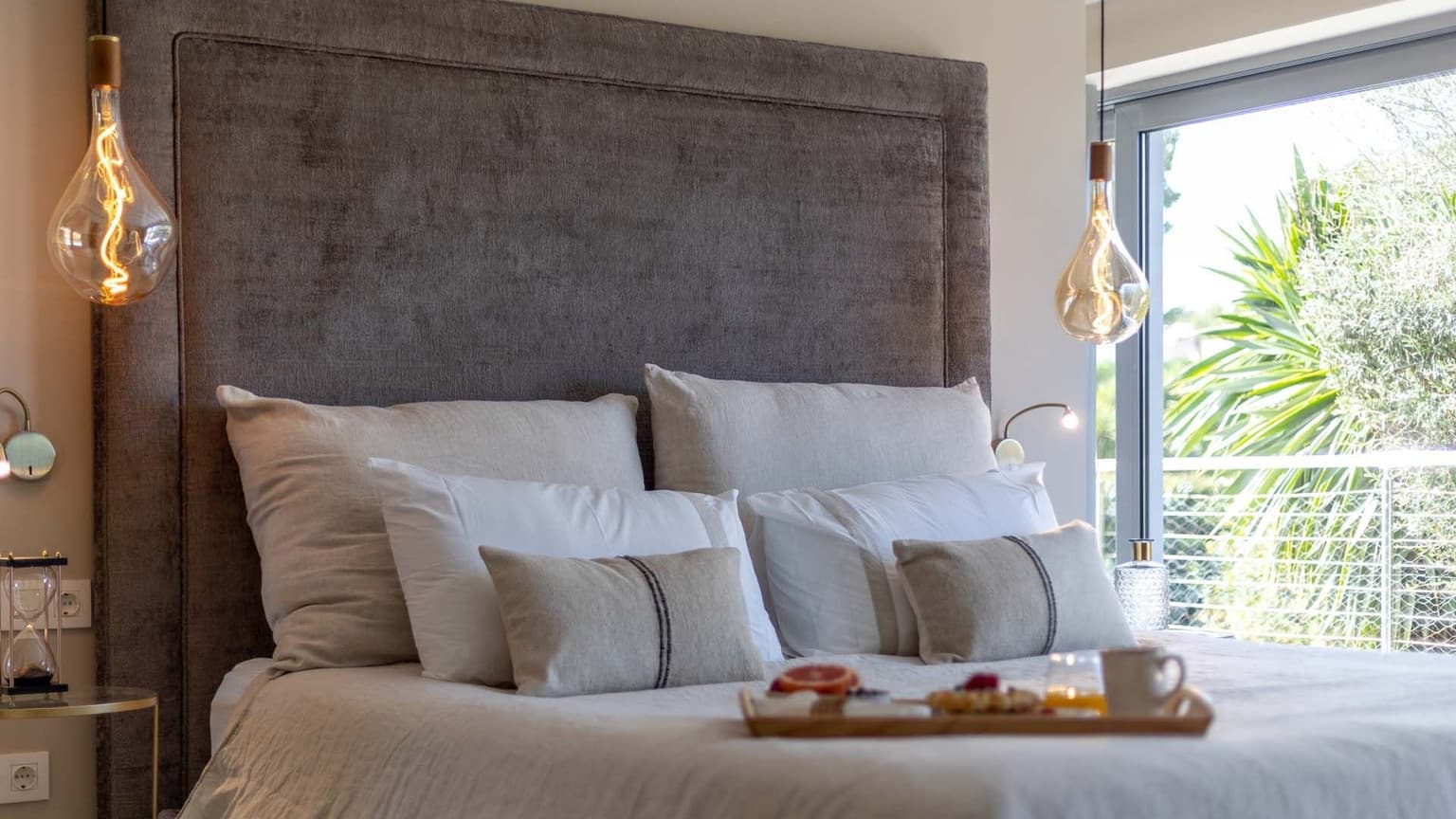 Modern Family Villa in Residential Area - Gallery image 34