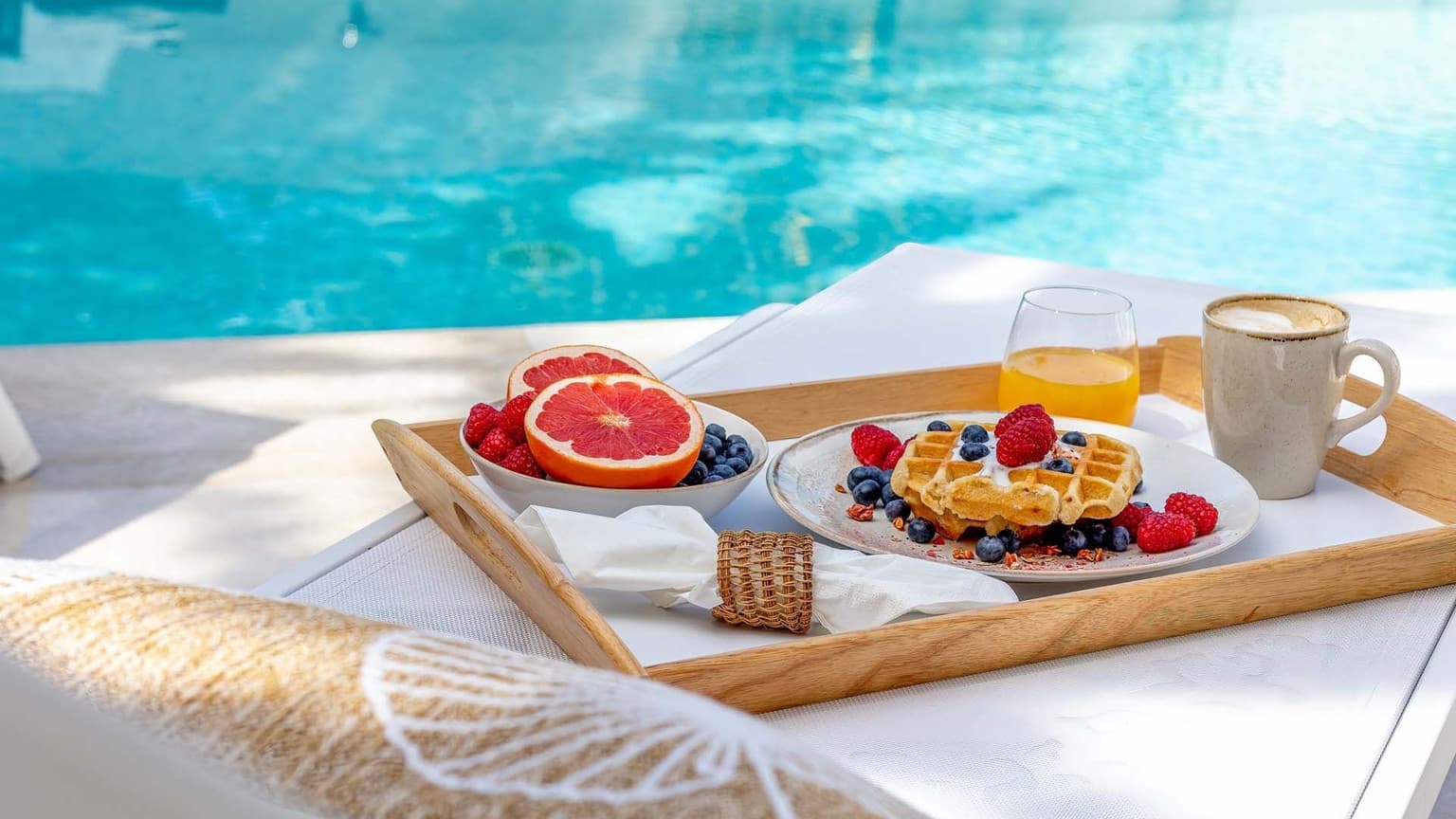 Modern Family Villa in Residential Area - Gallery image 45