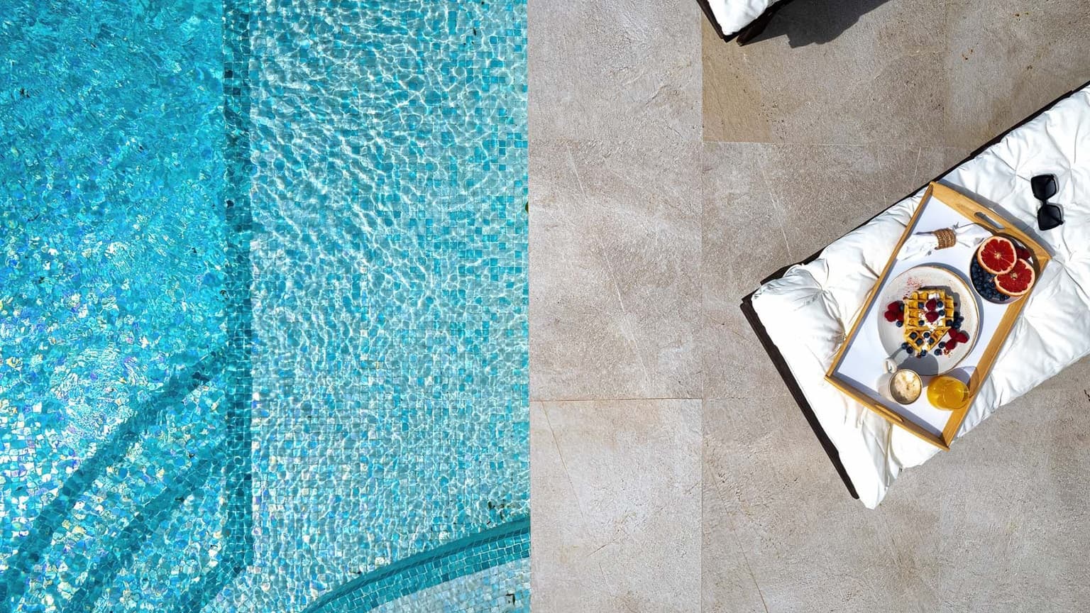 Modern Family Villa in Residential Area - Gallery image 42