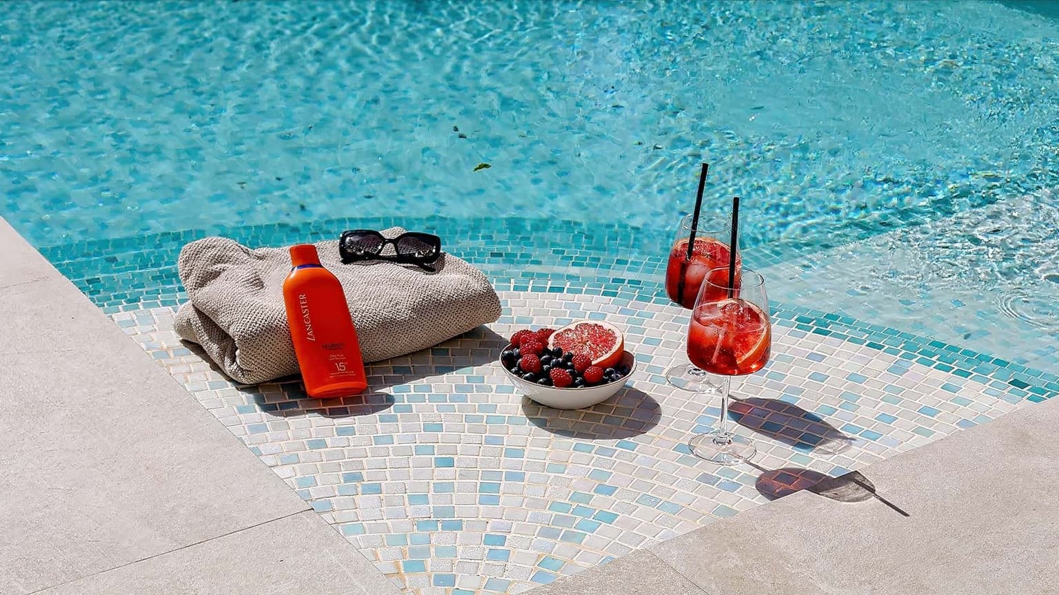 Modern Family Villa in Residential Area - Gallery image 2