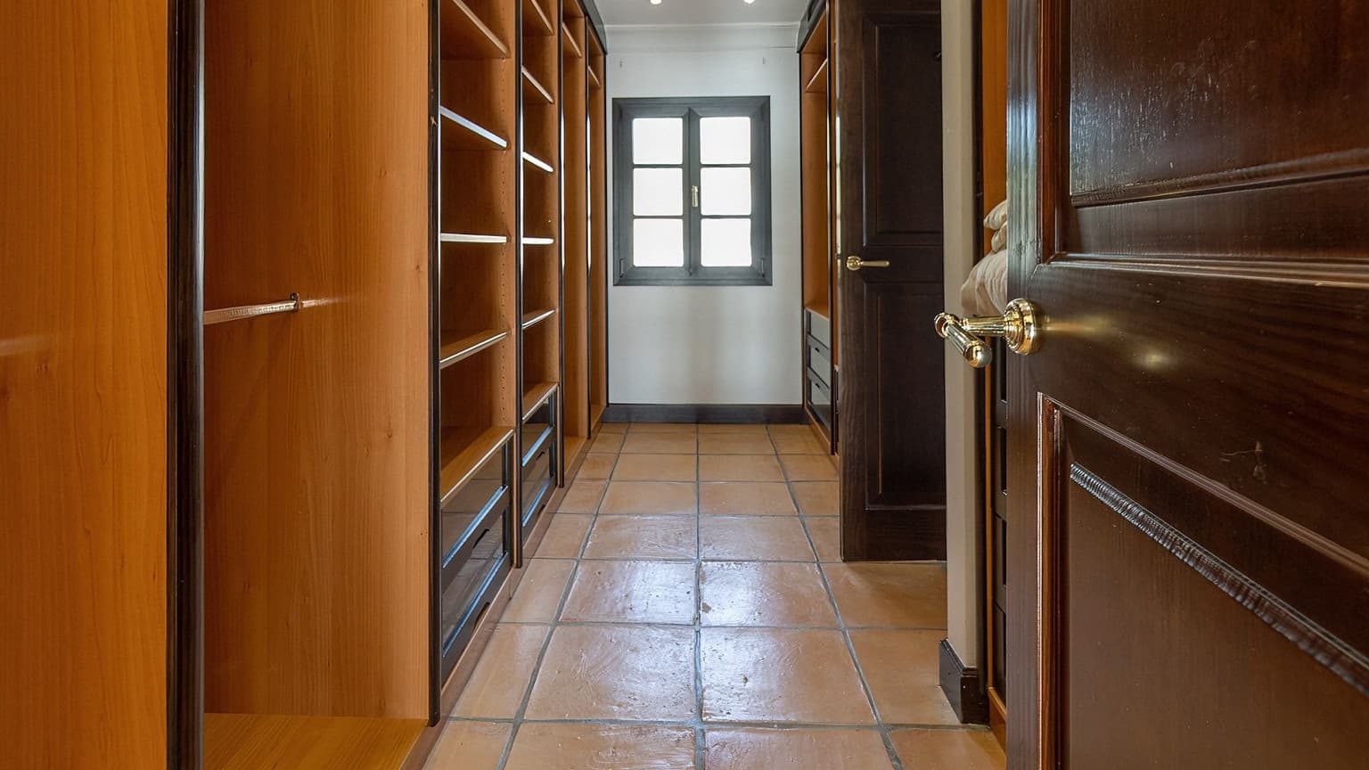 Spacious Chalet with Sea View in Costa Den Blanes - Gallery image 27