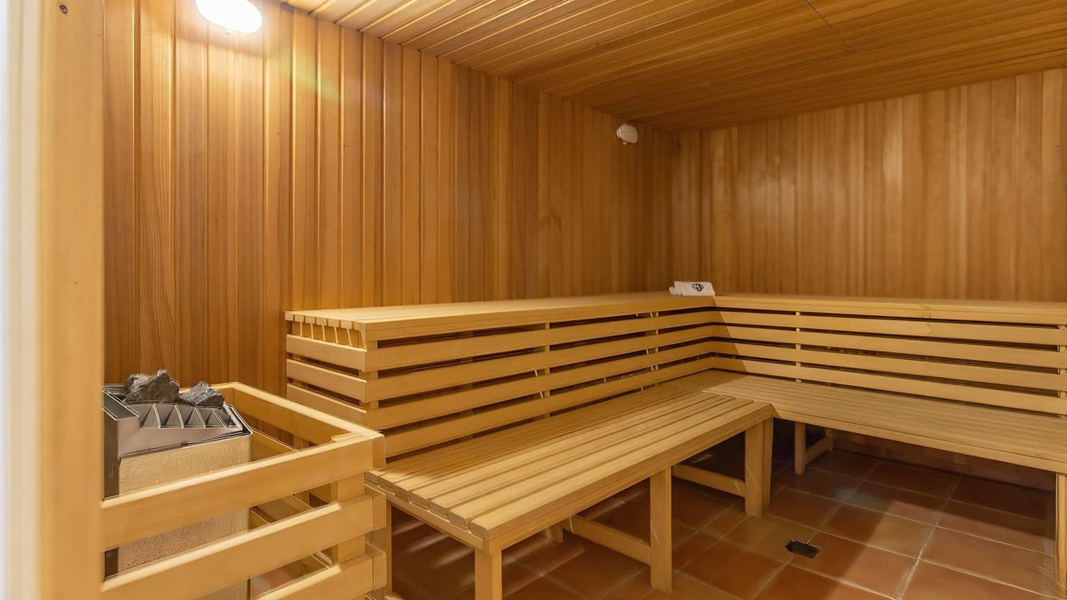 Spacious Chalet with Sea View in Costa Den Blanes - Gallery image 10