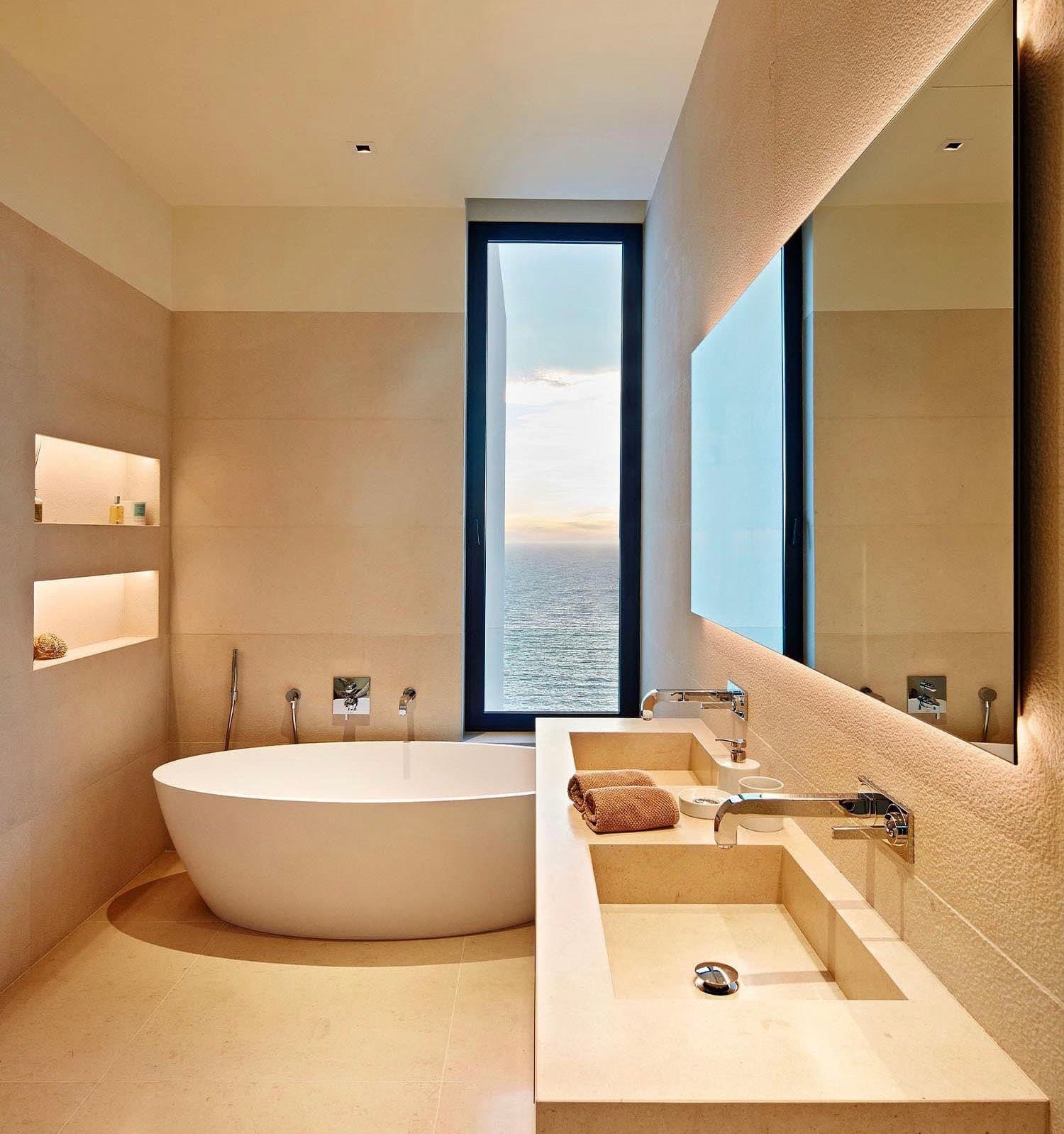 Stunning Holiday Rental Cala Lamp - Gallery image 5