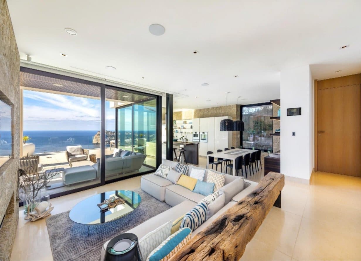 Stunning Holiday Rental Cala Lamp - Gallery image 9