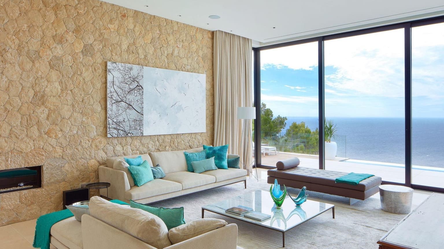 Stunning Holiday Rental Cala Lamp - Gallery image 3