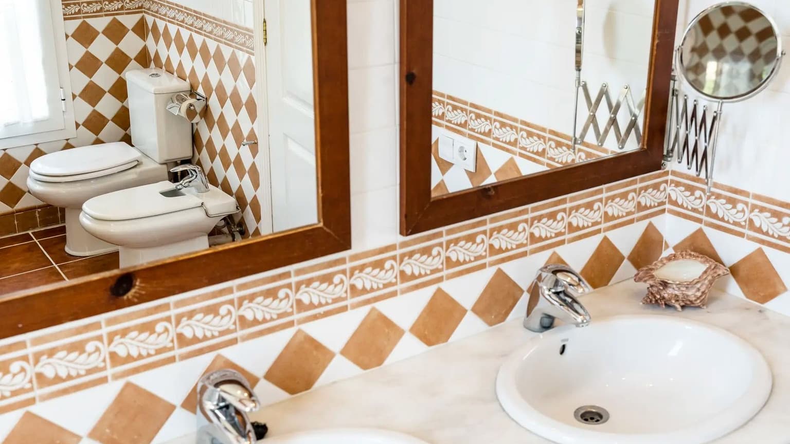 Spacious Chalet with Pool Five Bedrooms Palma - Gallery image 24