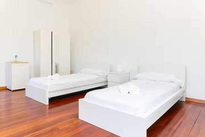 Spacious Five Bedroom Rental in Costa Den Blanes - Gallery image 9