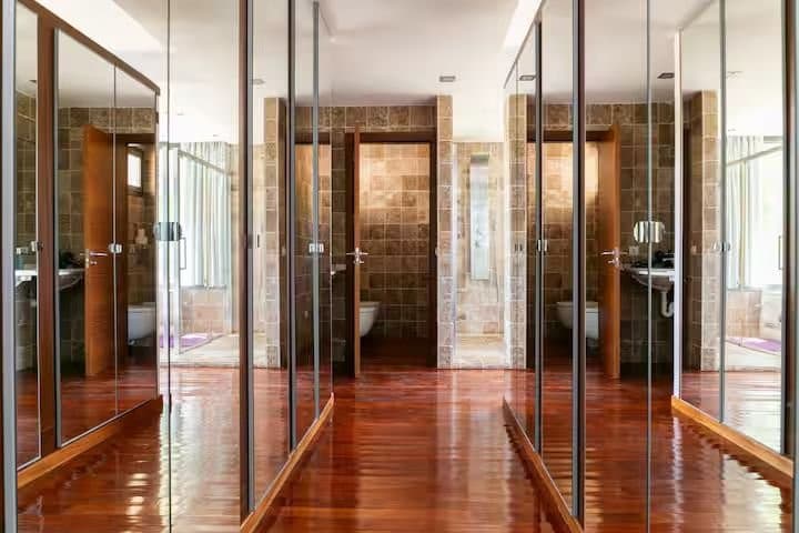 Spacious Five Bedroom Rental in Costa Den Blanes - Gallery image 15