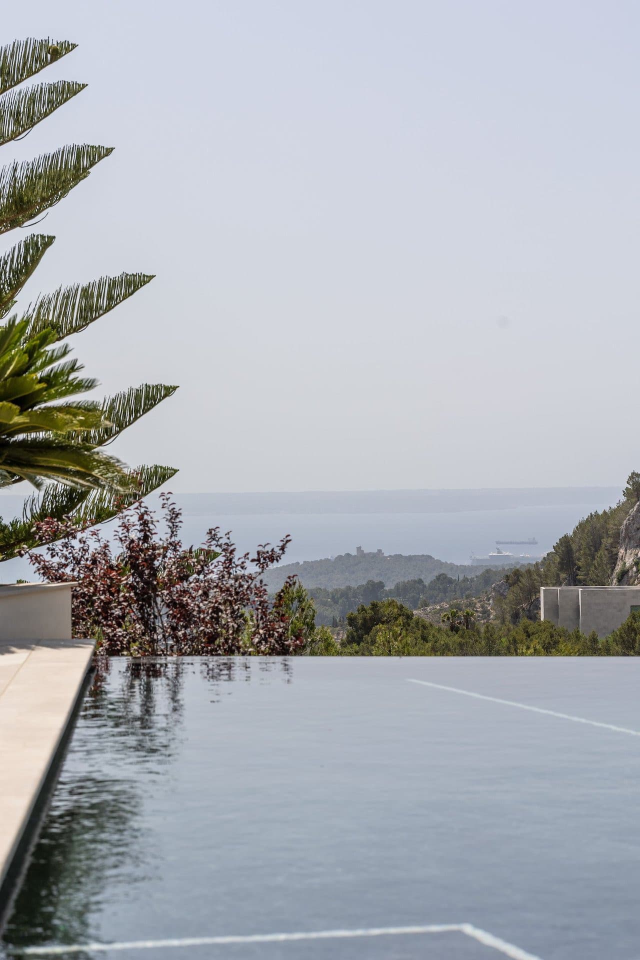 Spectacular villa with panoramic views over Palma Bay - Gallery image 30