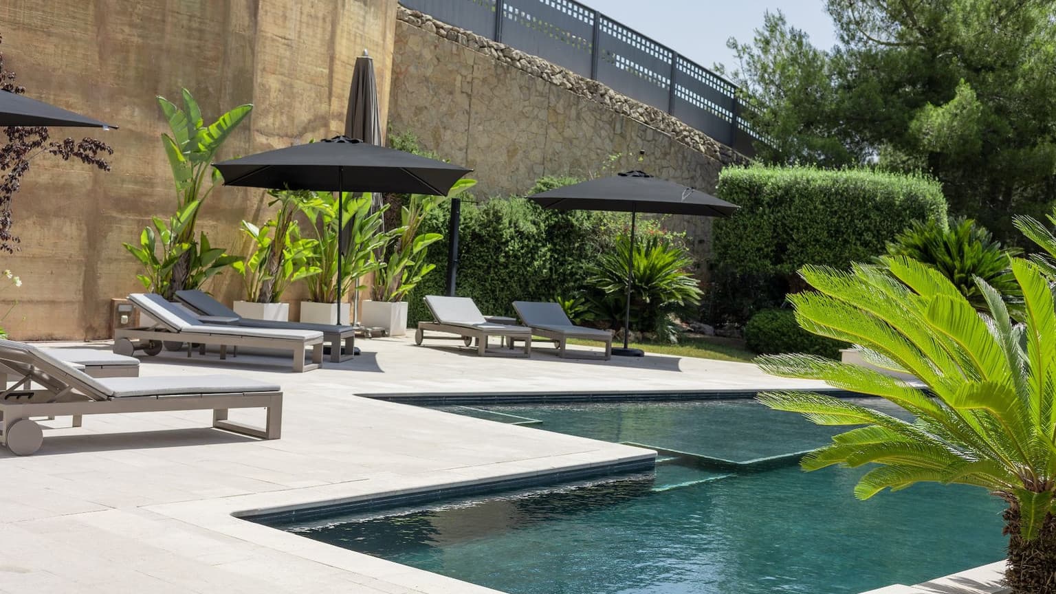 Spectacular villa with panoramic views over Palma Bay - Gallery image 29