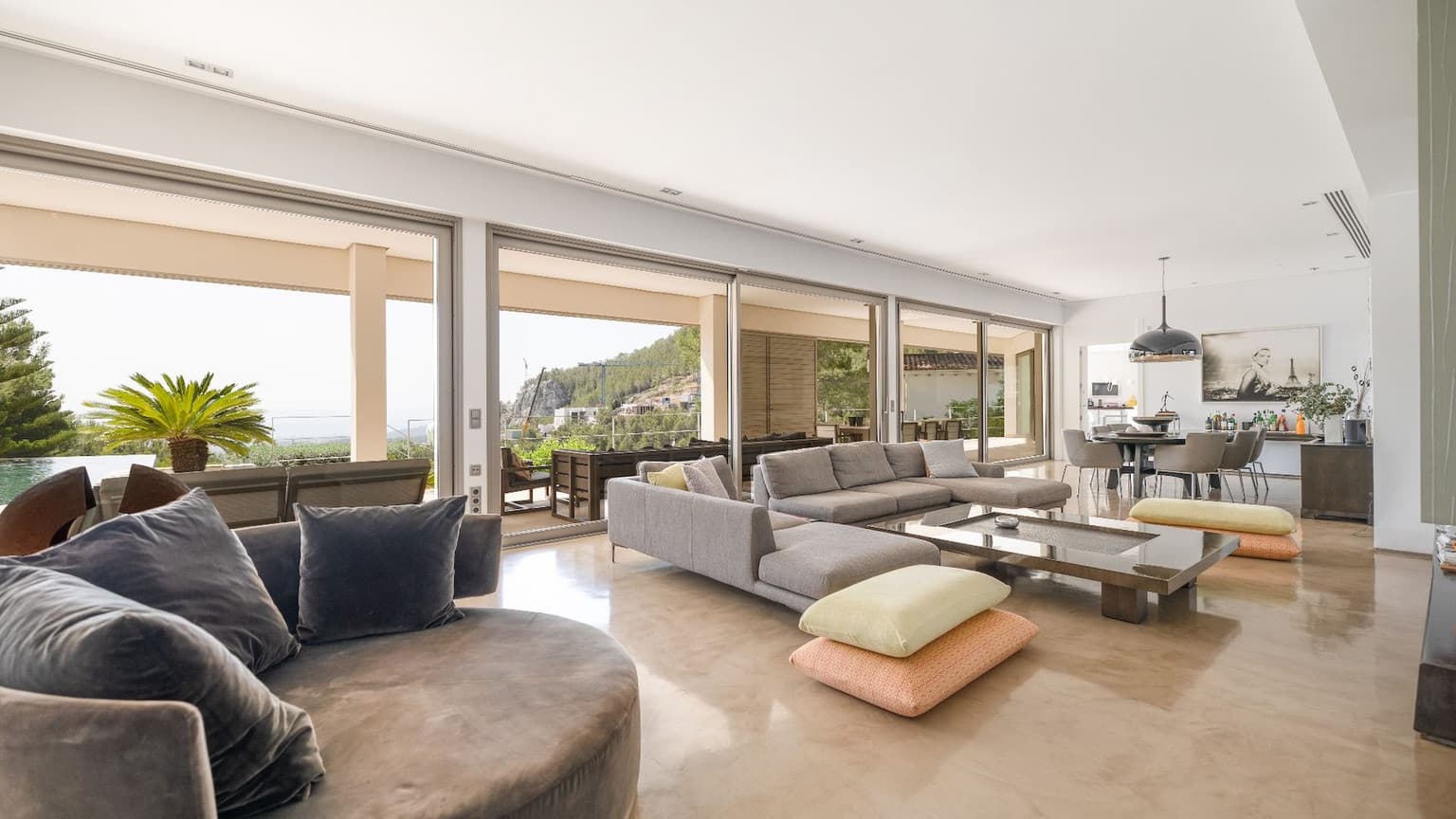 Spectacular villa with panoramic views over Palma Bay - Gallery image 7