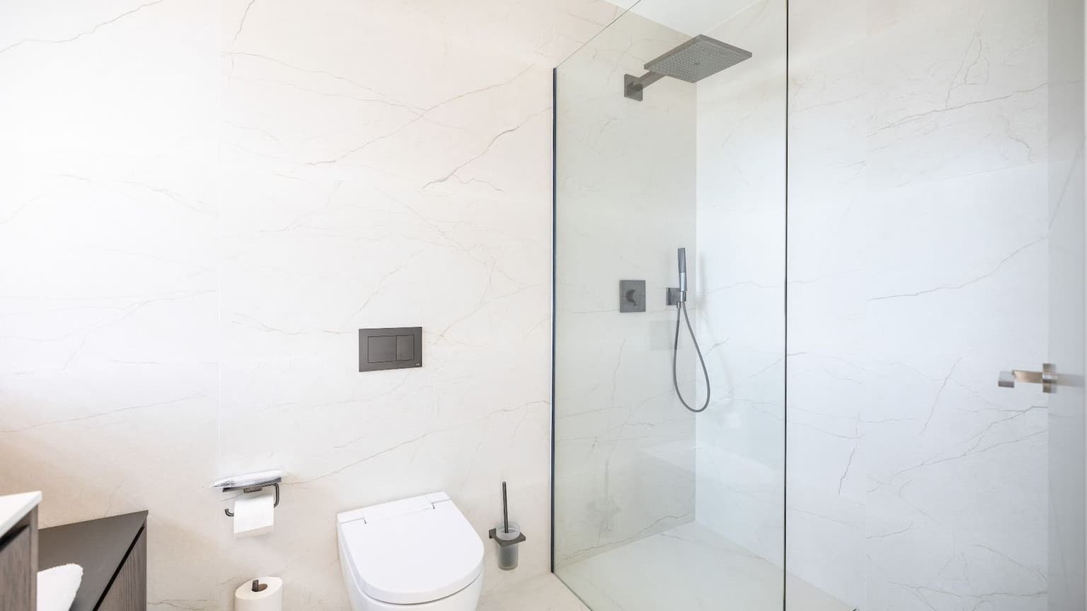 Spectacular villa with panoramic views over Palma Bay - Gallery image 40