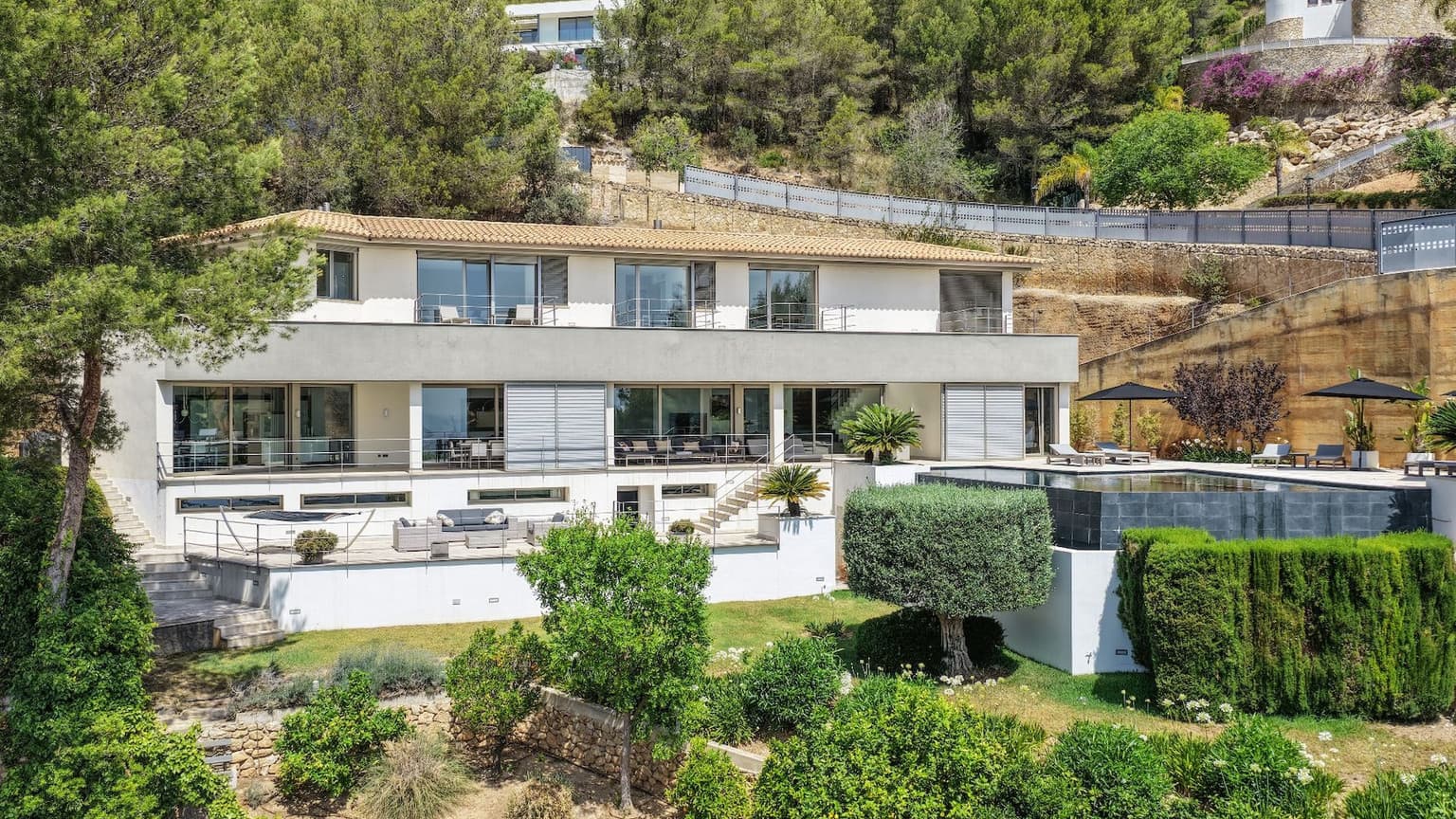 Spectacular villa with panoramic views over Palma Bay - Gallery image 34