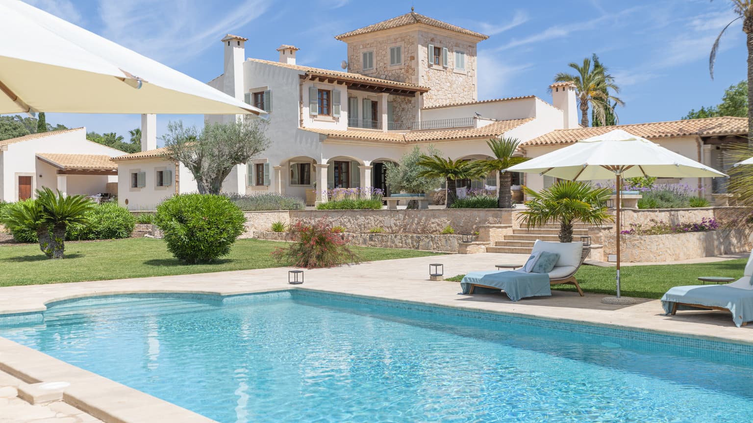 Modern Six Bedroom Finca in Sunny Felanitx - Gallery image 23