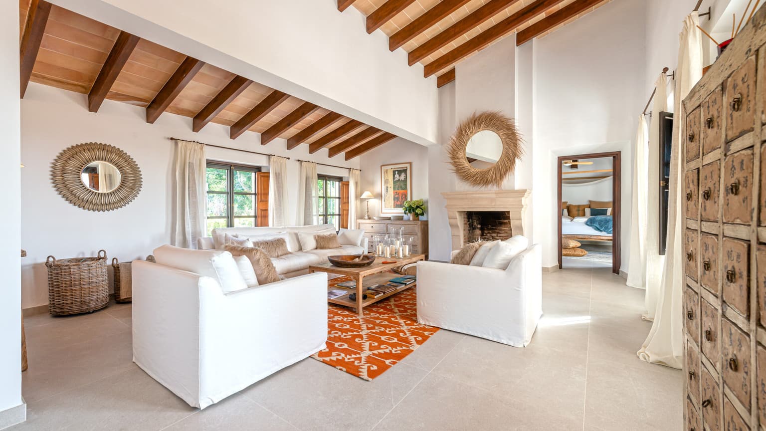 Modern Six Bedroom Finca in Sunny Felanitx - Gallery image 36