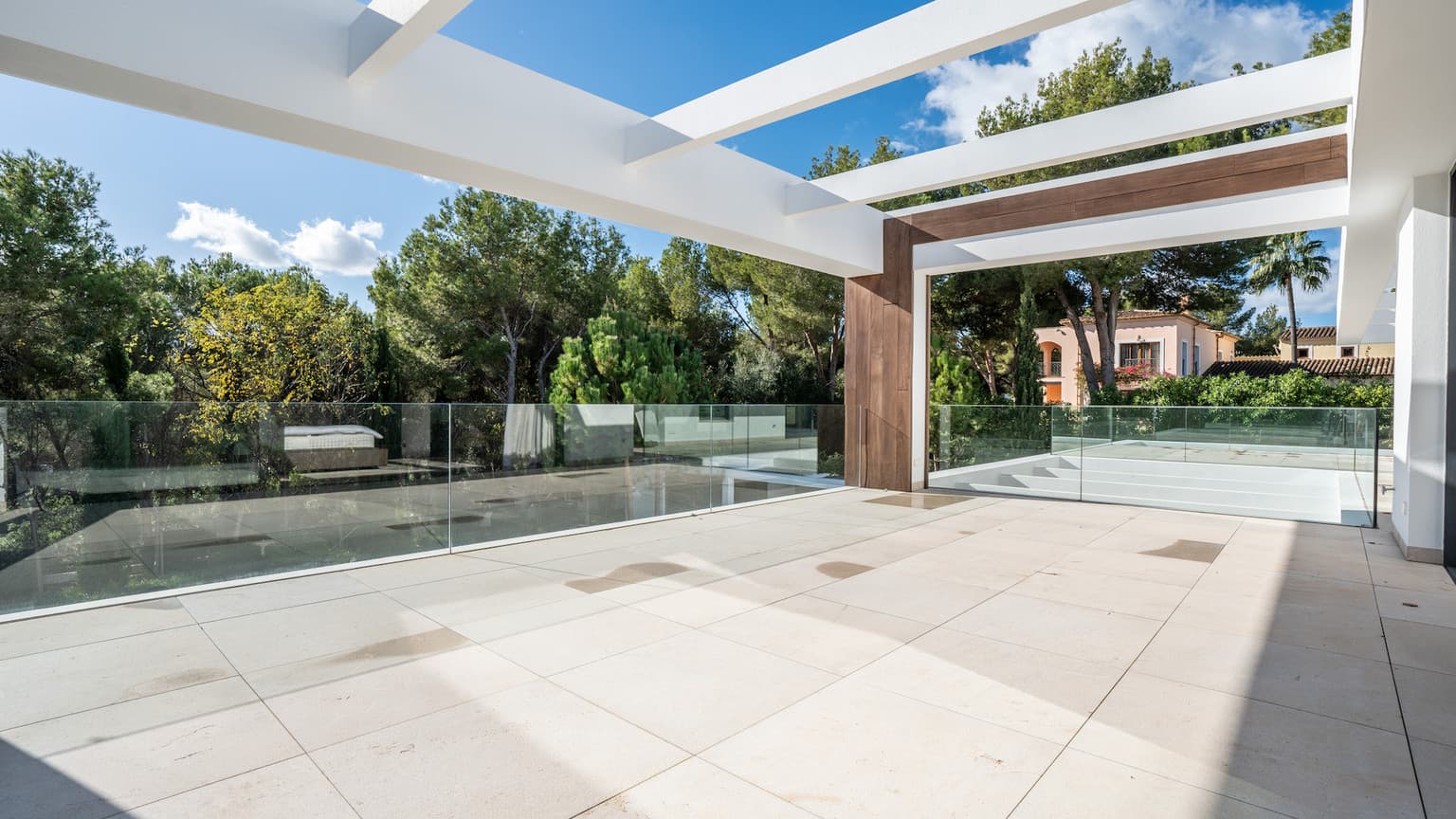 Modern Santa Ponsa Villa with Pool and Gym - Gallery image 3