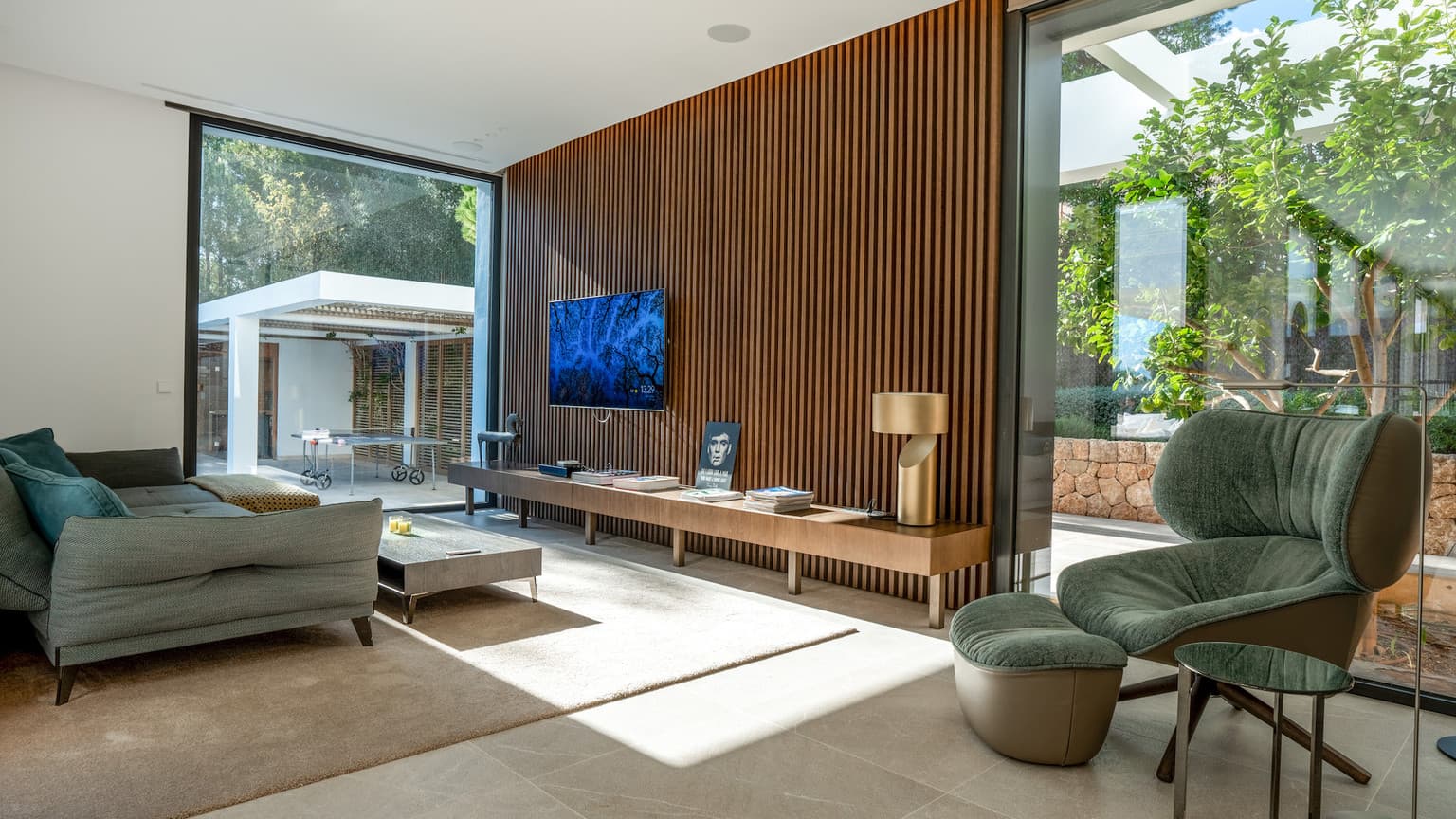 Modern Santa Ponsa Villa with Pool and Gym - Gallery image 19